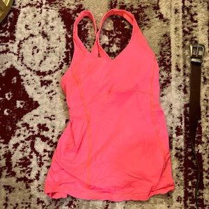 Lululemon workout top with built in bra